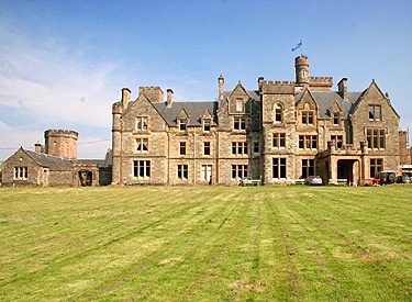 Duncraig Castl;e